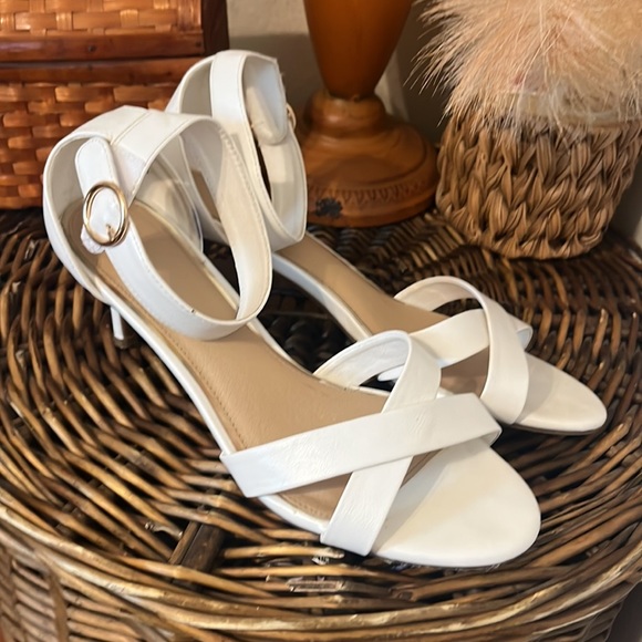 White Strappy Sandal with Velcro Ankle Strap / 2 Inch Heel/ Size 10/ Cato - Picture 4 of 9